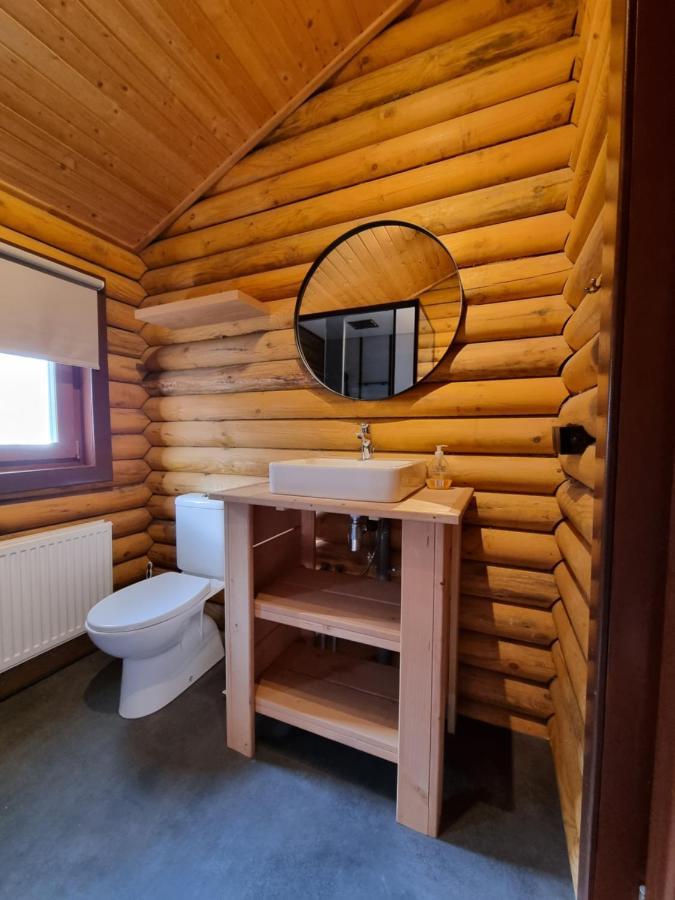 Finse Woning Op Camping De Tulpenweide Breezand Exterior foto